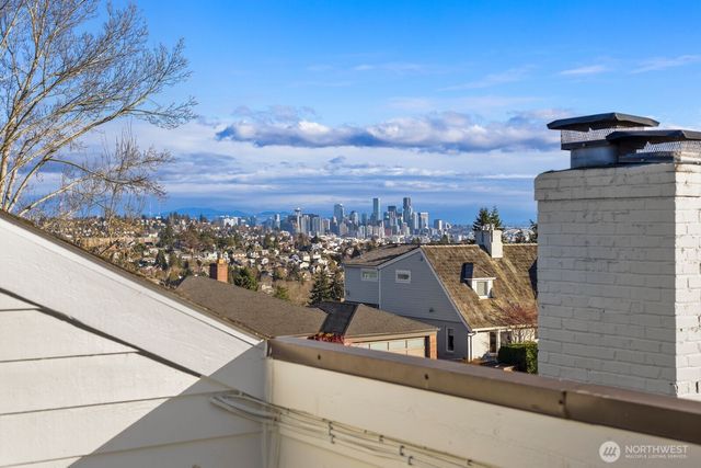 2647 39th Avenue W, Seattle, WA 98199