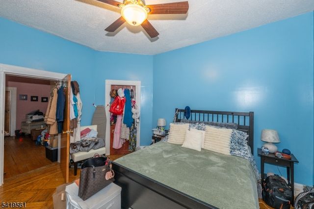 31 Chestnut St, East Orange City, NJ 07018