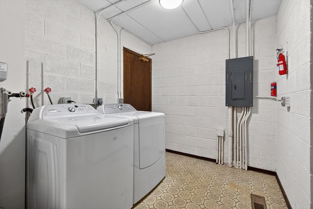 755 Whalom Lane 2c2, Schaumburg, IL 60173