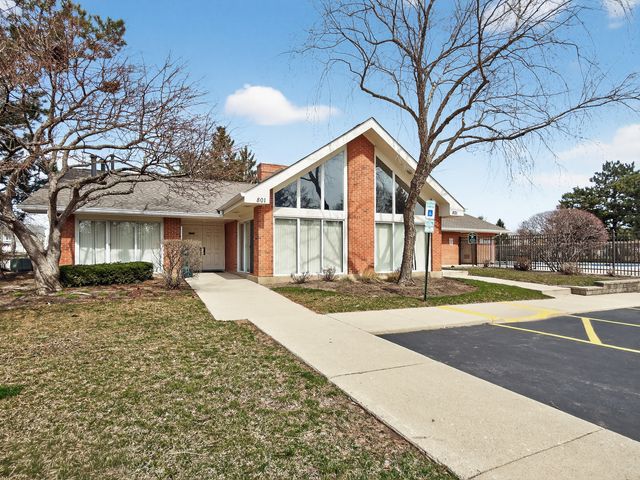 755 Whalom Lane 2c2, Schaumburg, IL 60173