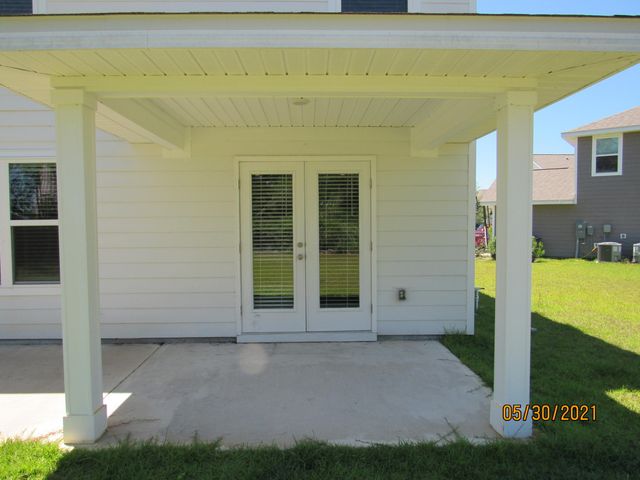 429 This Way, Freeport, FL 32439