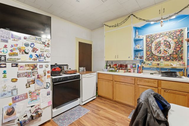 106 W Mckinney Street, Runnells, IA 50237