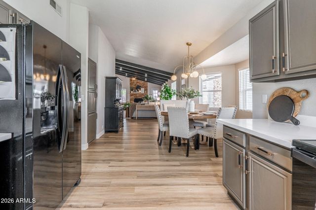 1404 E ROSEMONTE Drive, Phoenix, AZ 85024