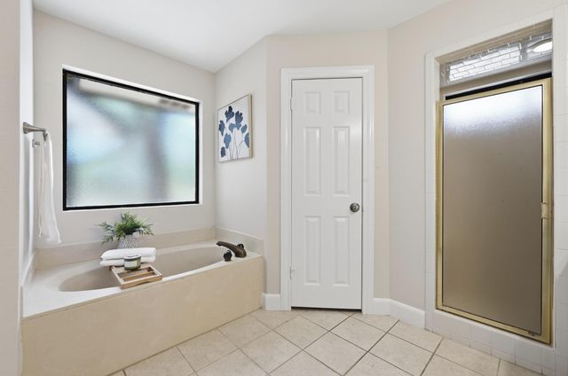 224 Maple DR, Mountain City, TX 78610