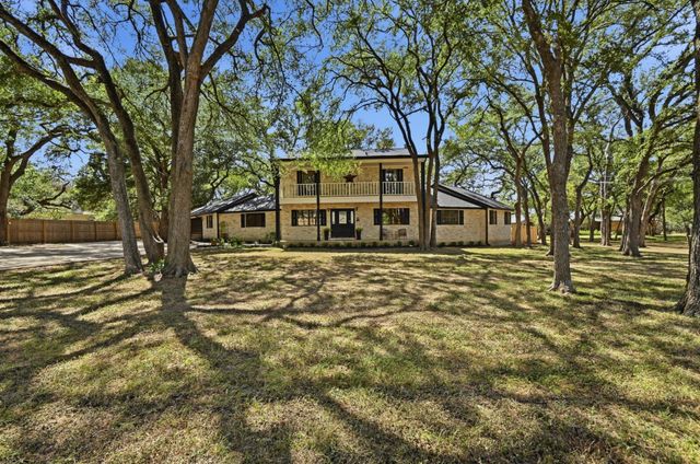 224 Maple DR, Mountain City, TX 78610