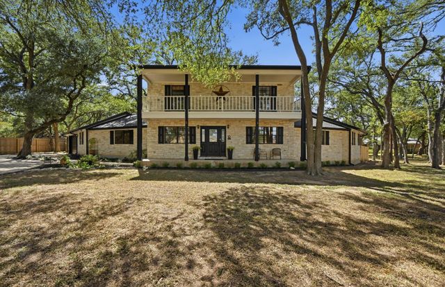 224 Maple DR, Mountain City, TX 78610
