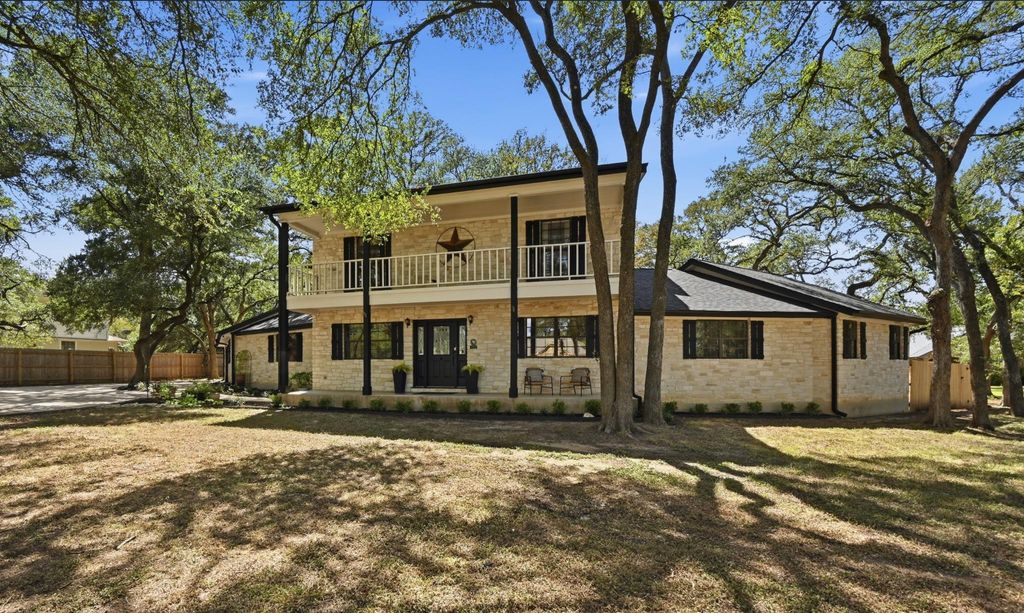 224 Maple DR, Mountain City, TX 78610