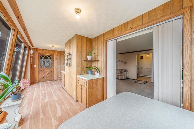 N9237 COUNTY ROAD N, Appleton, WI 54915
