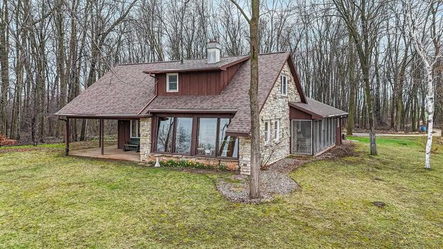 N9237 COUNTY ROAD N, Appleton, WI 54915
