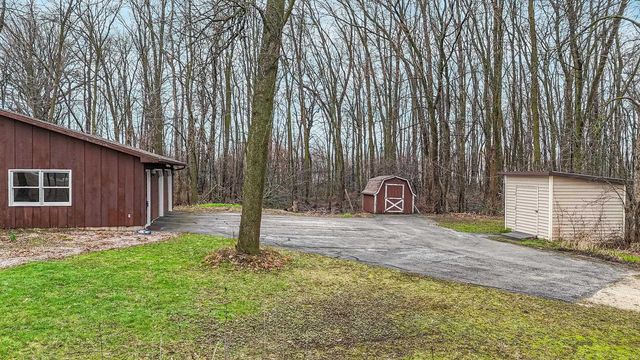 N9237 COUNTY ROAD N, Appleton, WI 54915