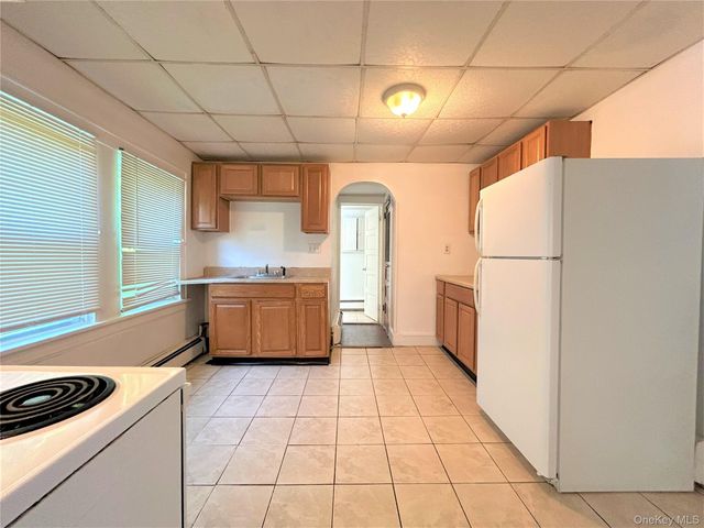 83 Albany Street, Poughkeepsie, NY 12601