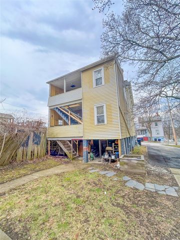 83 Albany Street, Poughkeepsie, NY 12601