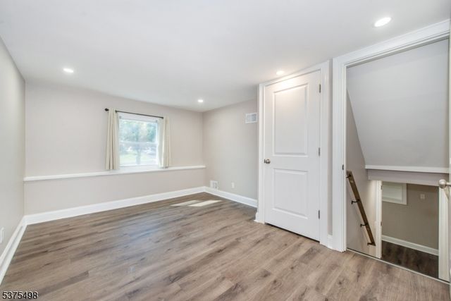 54 Rutan Rd, Belleville Twp., NJ 07109