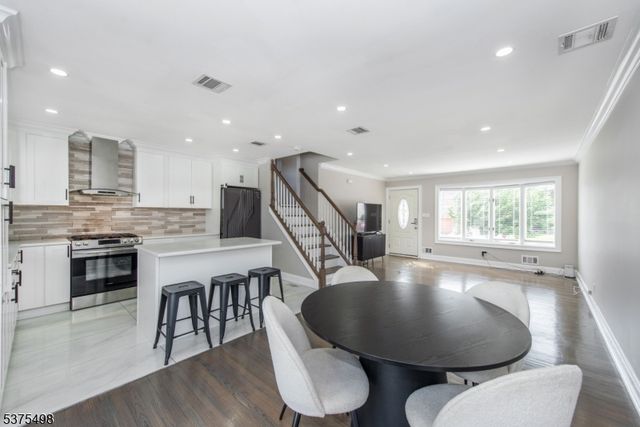 54 Rutan Rd, Belleville Twp., NJ 07109