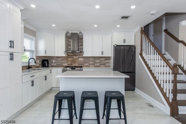 54 Rutan Rd, Belleville Twp., NJ 07109