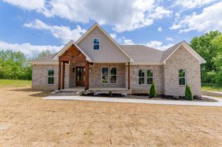 95 COLUMBUS LN, Adamsville, TN 38310