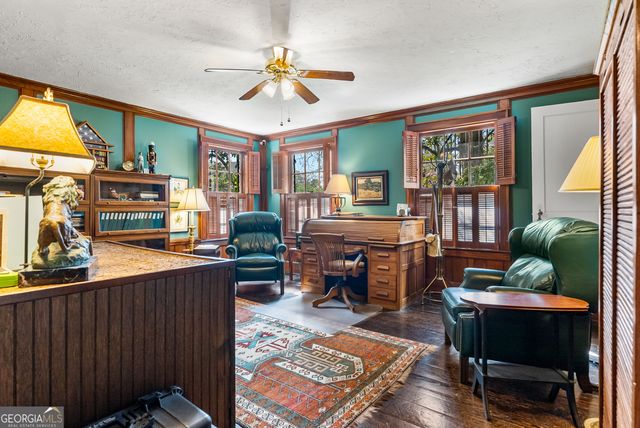 34 E 50th Street, Savannah, GA 31405