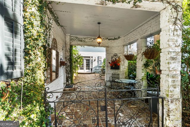 34 E 50th Street, Savannah, GA 31405