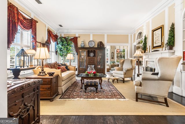 34 E 50th Street, Savannah, GA 31405