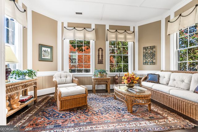 34 E 50th Street, Savannah, GA 31405