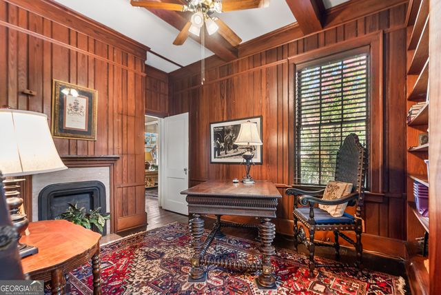 34 E 50th Street, Savannah, GA 31405