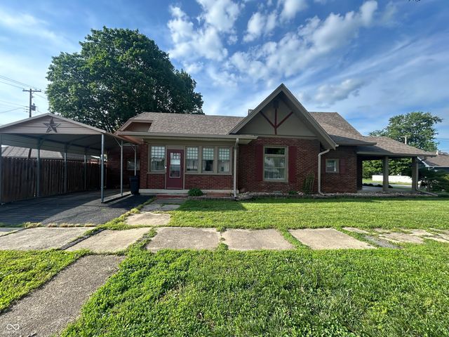 290 S Jefferson Street, Martinsville, IN 46151
