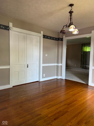 290 S Jefferson Street, Martinsville, IN 46151