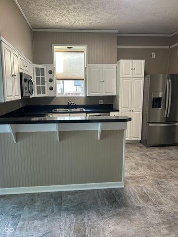 290 S Jefferson Street, Martinsville, IN 46151