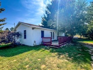 8710 E Townline Lake Road, Harrison, MI 48625