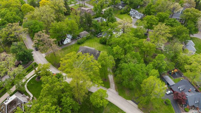 1502 Hawthorn Road, Fort Wayne, IN 46802
