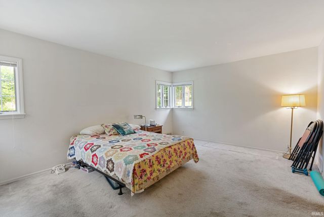 1502 Hawthorn Road, Fort Wayne, IN 46802