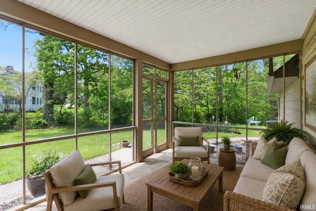 1502 Hawthorn Road, Fort Wayne, IN 46802