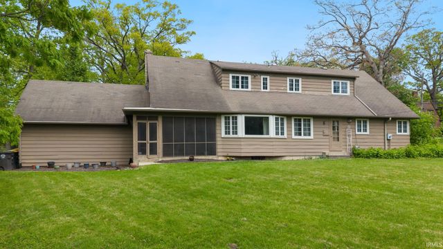 1502 Hawthorn Road, Fort Wayne, IN 46802