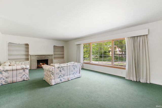 1502 Hawthorn Road, Fort Wayne, IN 46802