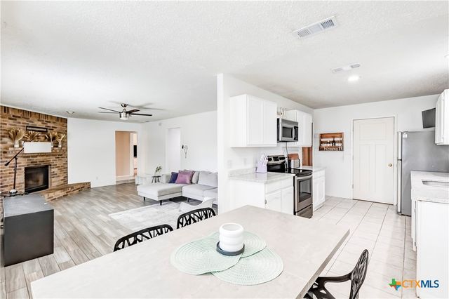 1712 Becker Drive, Killeen, TX 76543