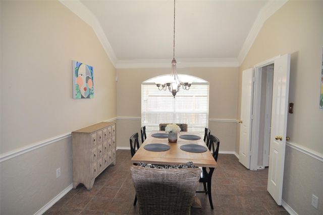 415 S Sterling Heights Lane, Houston, TX 77094