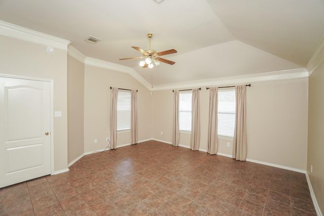 415 S Sterling Heights Lane, Houston, TX 77094