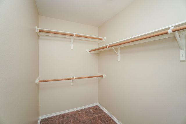 415 S Sterling Heights Lane, Houston, TX 77094