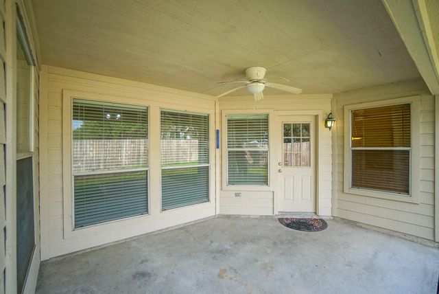 415 S Sterling Heights Lane, Houston, TX 77094