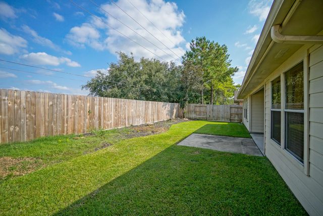 415 S Sterling Heights Lane, Houston, TX 77094
