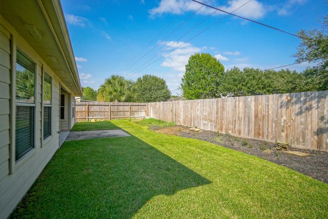 415 S Sterling Heights Lane, Houston, TX 77094