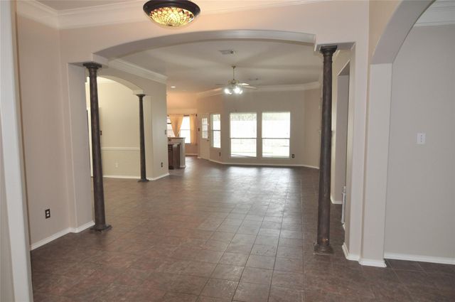 415 S Sterling Heights Lane, Houston, TX 77094