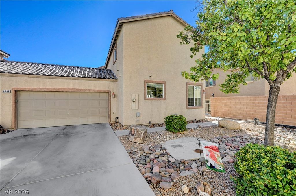 9785 Spinnaker Creek Avenue, Las Vegas, NV 89148 — exterior