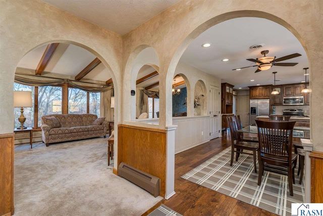 27 Capri Drive, Mankato, MN 56001