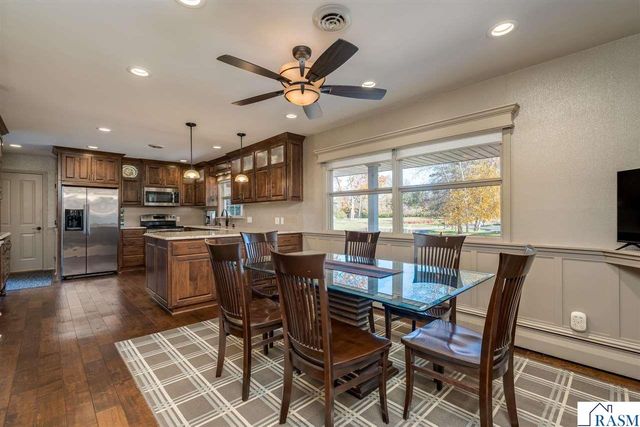 27 Capri Drive, Mankato, MN 56001