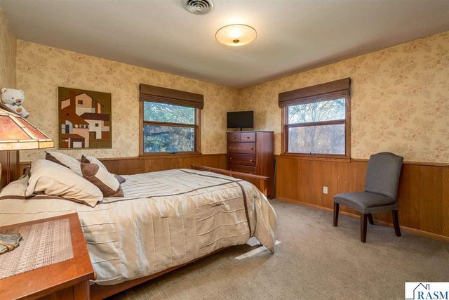 27 Capri Drive, Mankato, MN 56001