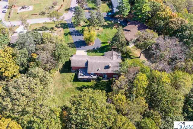 27 Capri Drive, Mankato, MN 56001