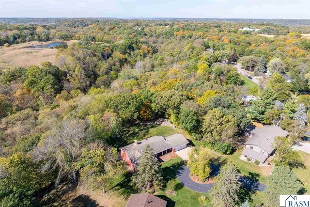 27 Capri Drive, Mankato, MN 56001