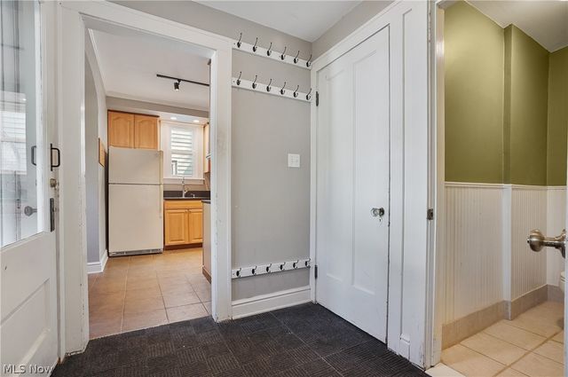 1620 Maple Road, Cleveland Heights, OH 44121