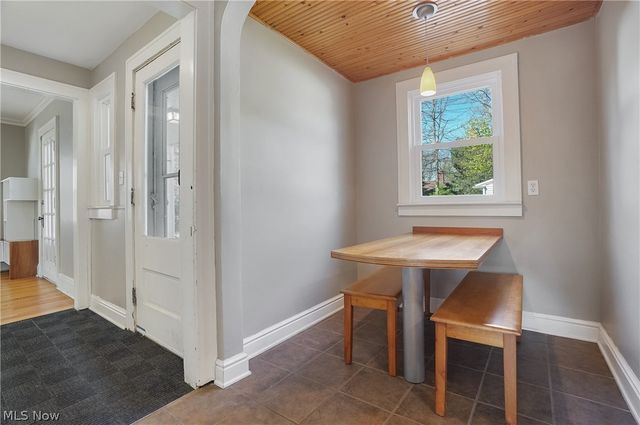 1620 Maple Road, Cleveland Heights, OH 44121